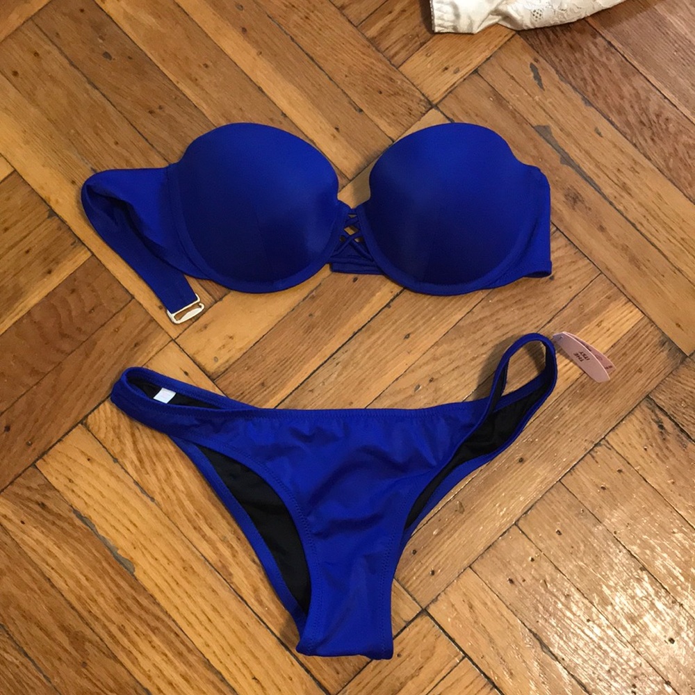 Victoria’s secret beautiful blue bikini